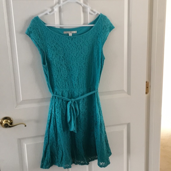 LC Lauren Conrad Dresses & Skirts - Teal lace dress